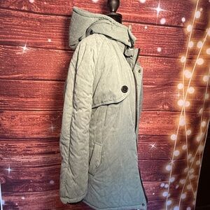 *NWOT* Coat. Sage Green, Size 3xl.
